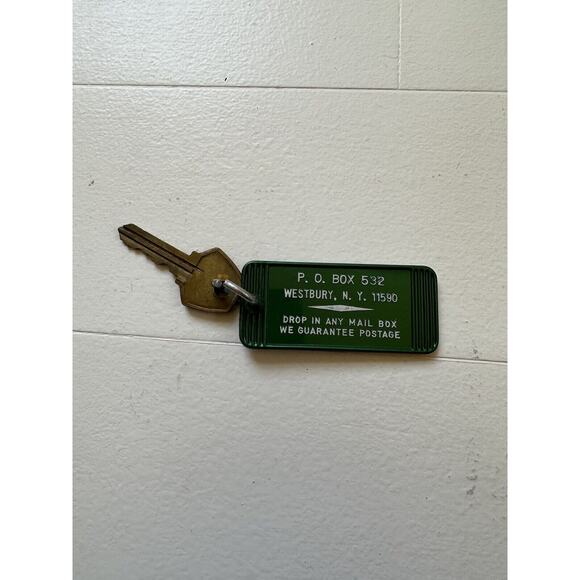 Vintage PO Box 532 Westbury New York Hotel Key Fob & Key #205 - Picture 1 of 2